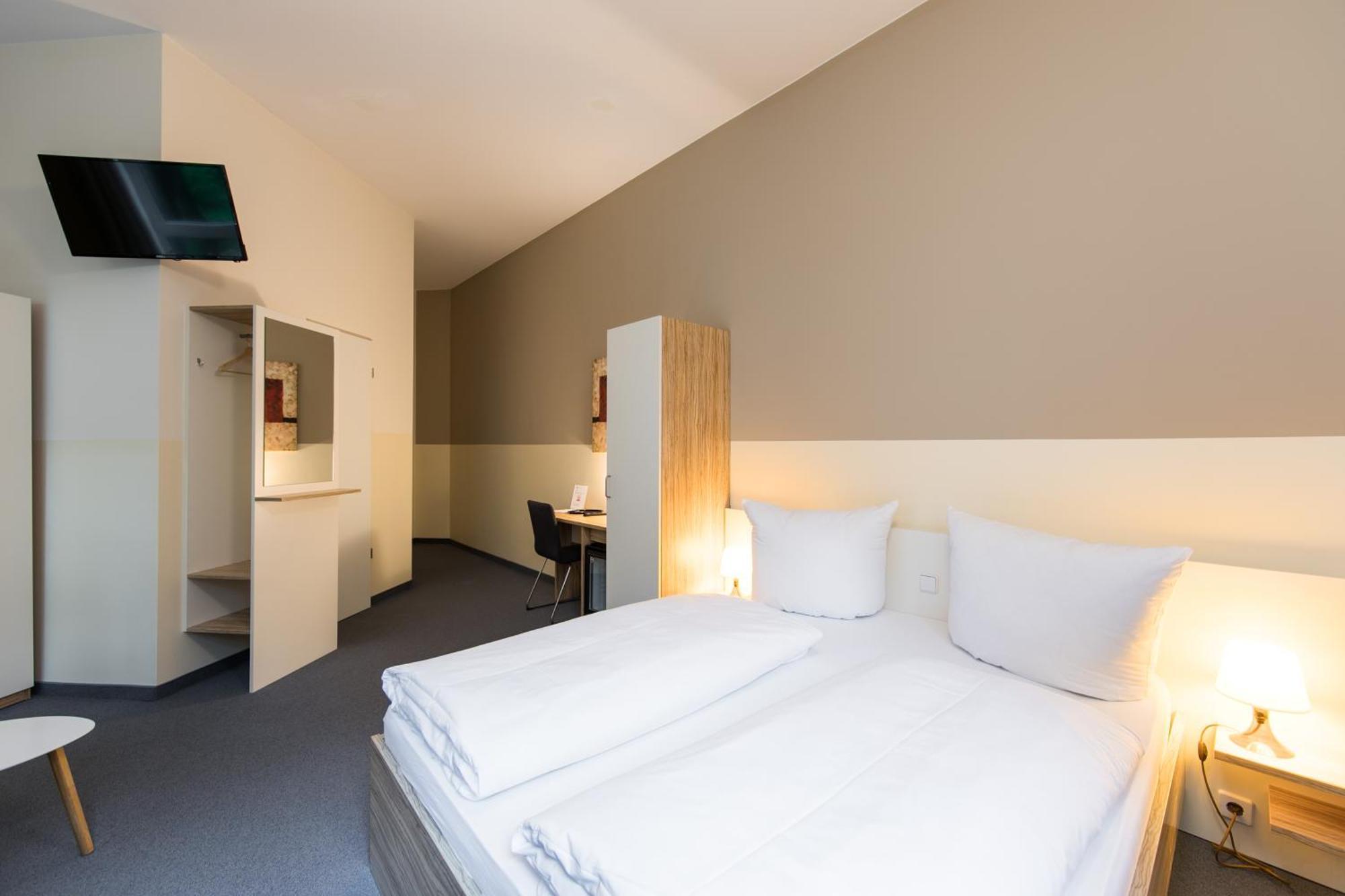Nu Wave Hotel Berlin - Digital Check-In 2025 Экстерьер фото