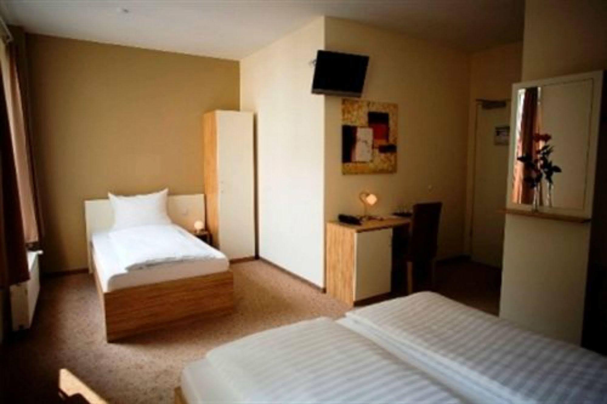 Nu Wave Hotel Berlin - Digital Check-In 2025 Экстерьер фото